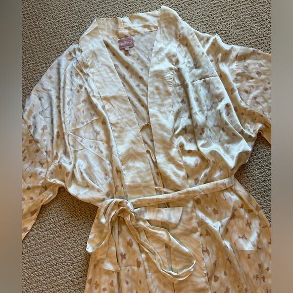 Show Me Your Mumu x Curateur The Harlow Robe, One Size, Animal Print, Neutral - Picture 4 of 11